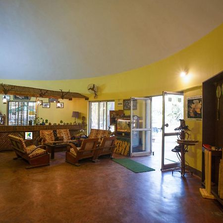 Hotel Treebo Premium Mowgli'S Den, Pench Khawāsa Exterior foto