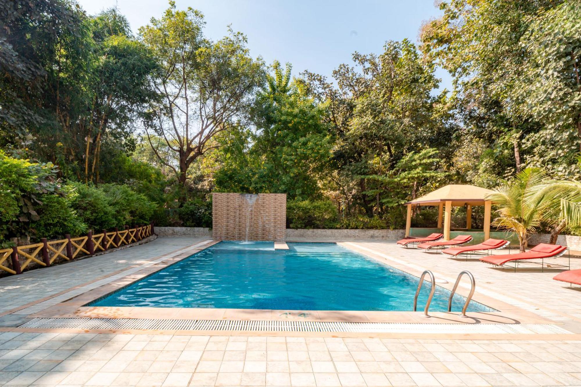 Hotel Treebo Premium Mowgli'S Den, Pench Khawāsa Exterior foto