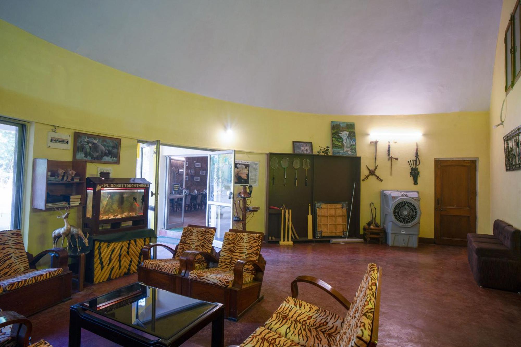 Hotel Treebo Premium Mowgli'S Den, Pench Khawāsa Exterior foto