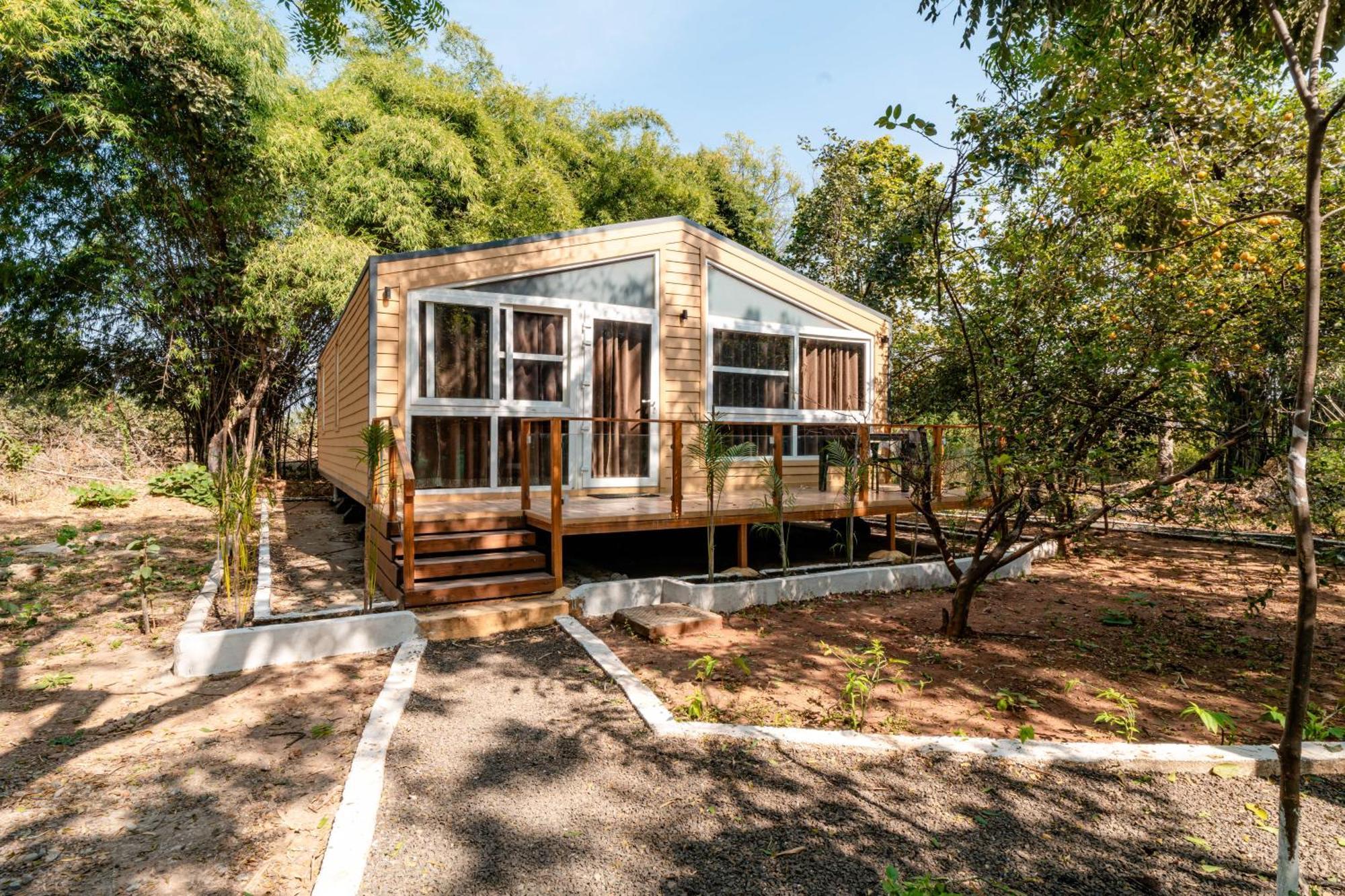 Hotel Treebo Premium Mowgli'S Den, Pench Khawāsa Exterior foto